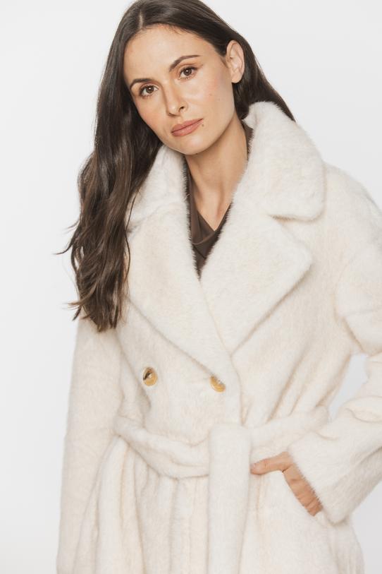Elegancki futerkowy płaszcz ecru z wiązaniem w talii - 4