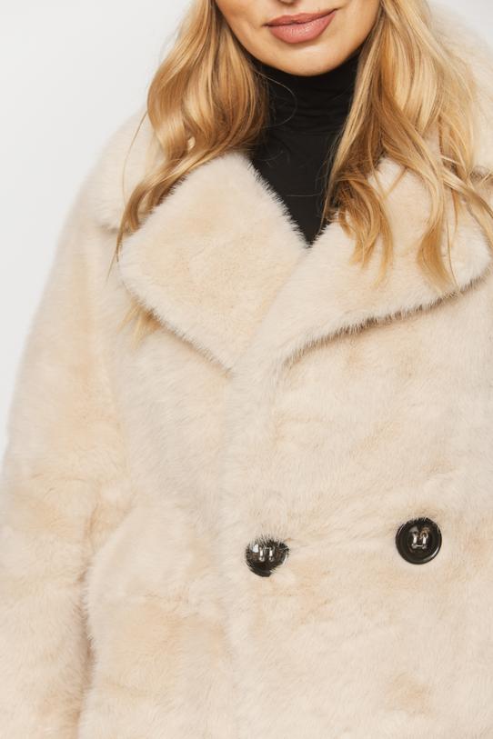 Futerkowy jasny płaszcz zapinany dwurzędowo - 5