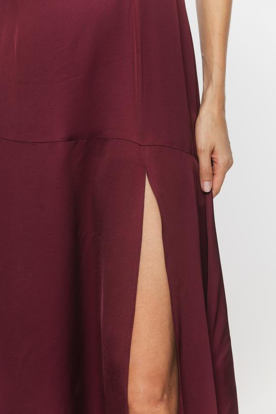 Kobieca długa sukienka z satynowej wiskozy w kolorze burgundowym - 5