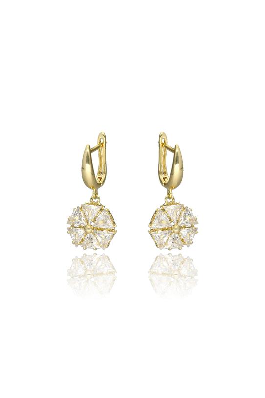 Wizualizacja Kobiece koczyki odbijające światło