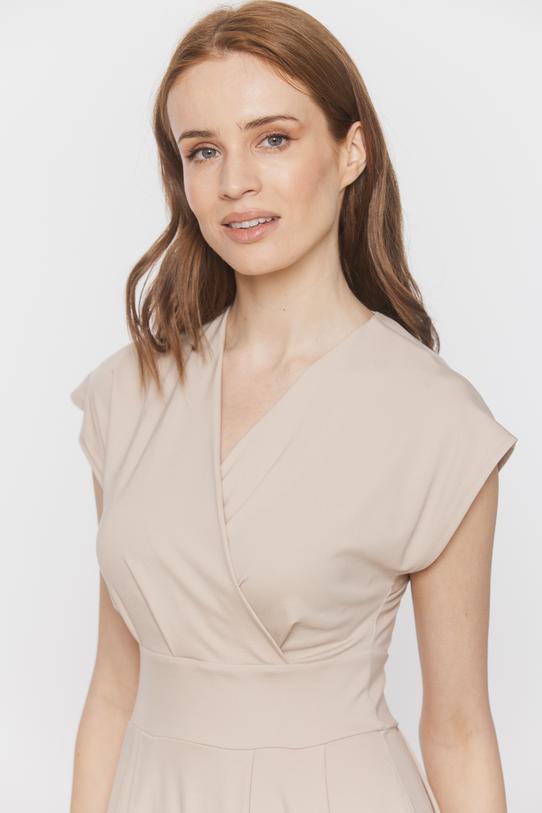 Kopertowa sukienka z beżowej dzianiny wiskozowej - 5