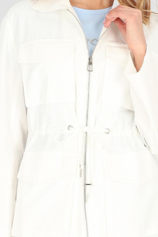 Biała bawełniana kurtka ściągana w talii - 5