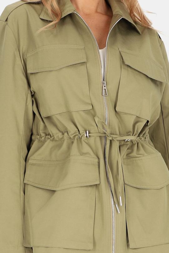 Bawełniana kurtka khaki ściągana w talii - 5