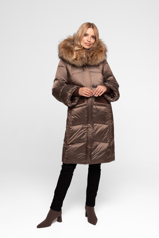 Wizualizacja Brązowa zimowa kurtka z połyskującej tkaniny