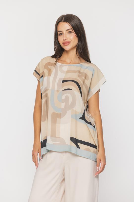 A lightweight viscose blouse with slits - 1