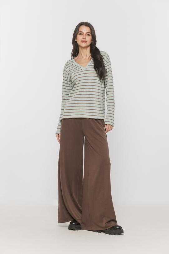 Wizualizacja Lekki seledynowy sweterek w brązowe paski