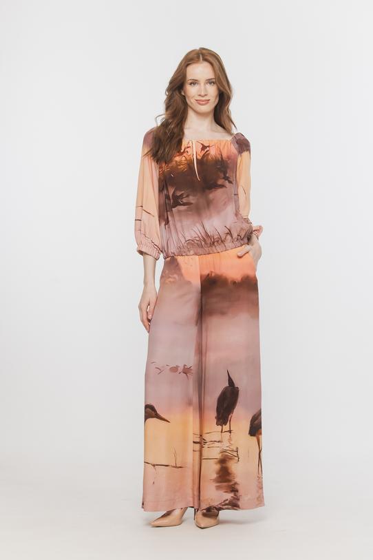 Wizualizacja Lekkie wiskozowe spodnie z malarskim motywem