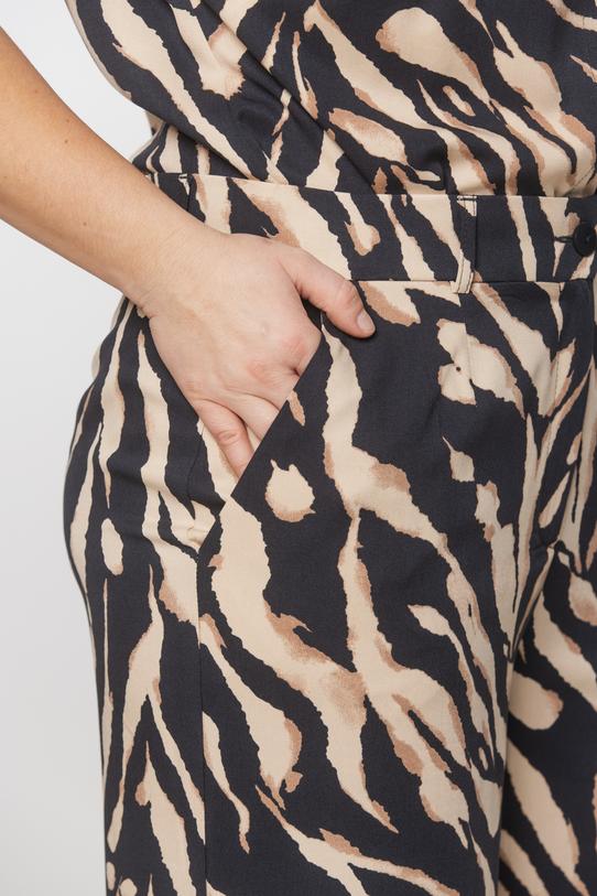 Lekkie wiskozowe spodnie z szerokimi nogawkami - 4