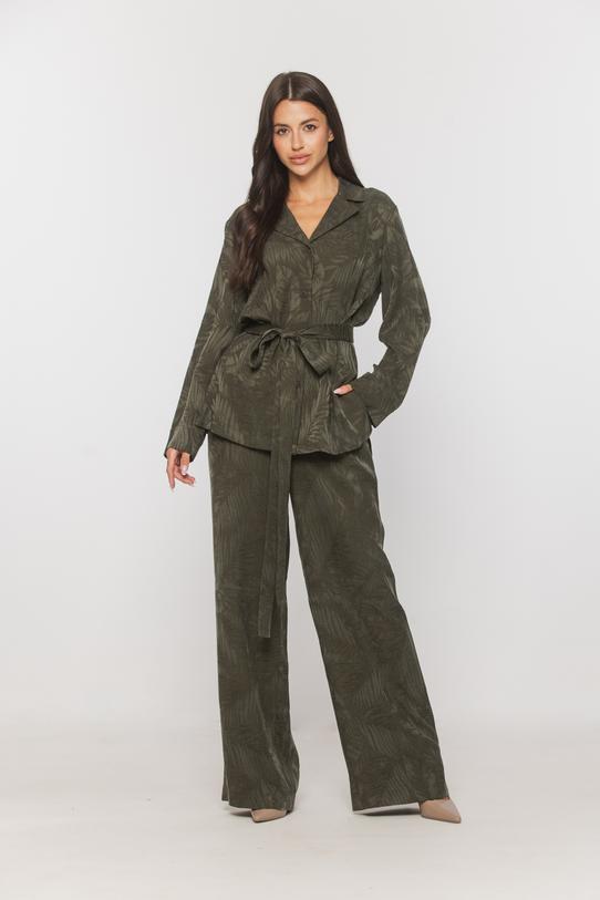 A loose-fitting straight-cut shirt made from textured viscose - 1