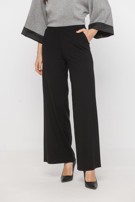Luźne czarne spodnie z gumką w talii i kieszeniami - 2