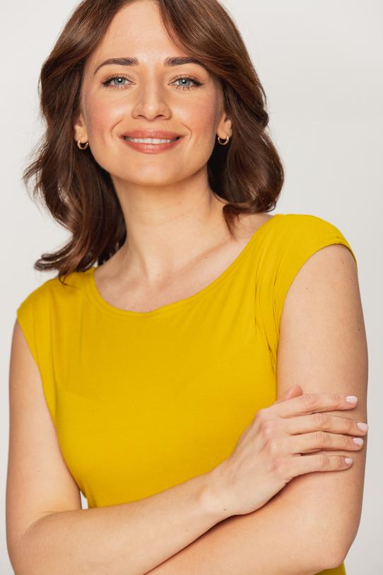 Musztardowa elastyczna bluzka