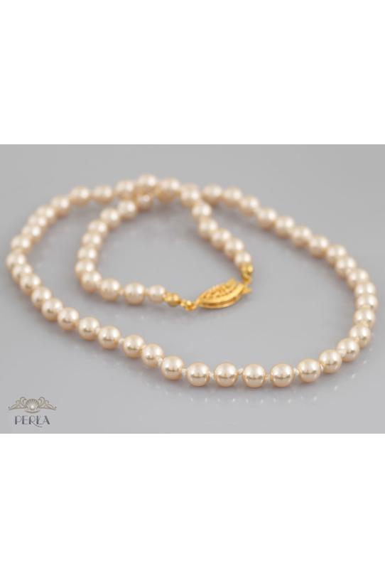 Wizualizacja Krótki elegancki naszyjnik z beżowych perełek