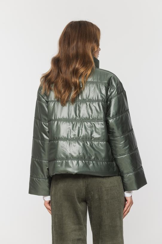 Pikowana lekka kurtka z szerokimi rękawami - 3