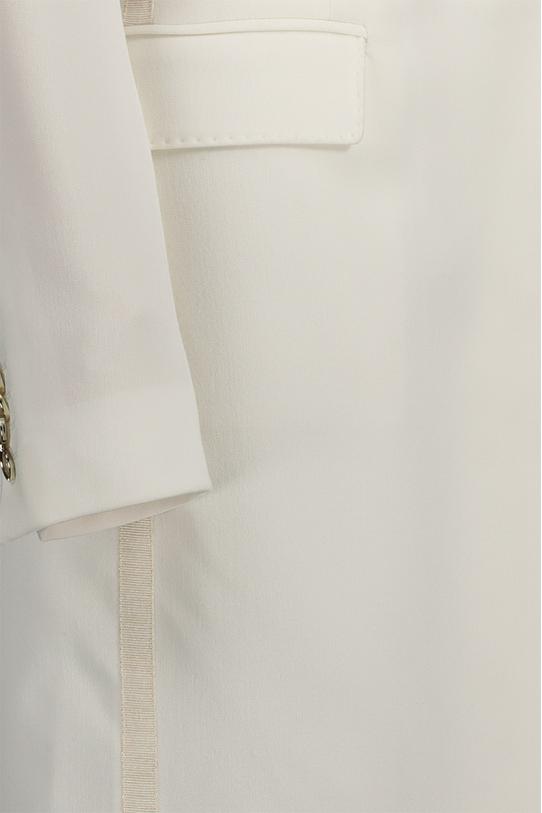 Płaszcz ecru o kroju dyplomatki - 4