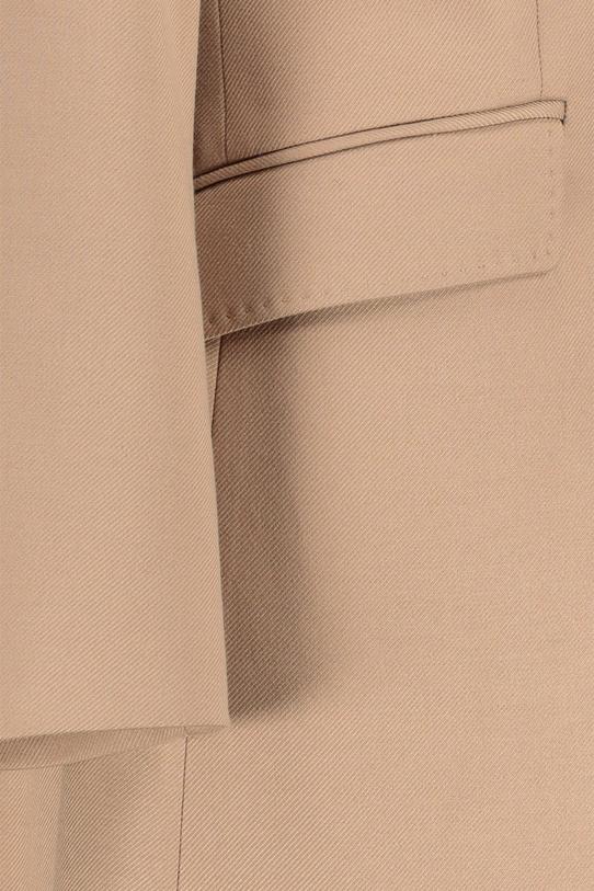 Płaszcz w karmelowym odcieniu - 4