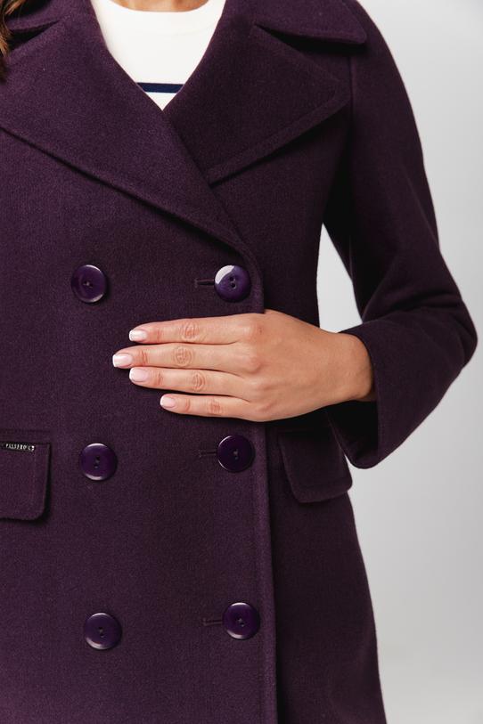 Zimowy śliwkowy płaszcz z dużym wykładanym kołnierzem - 3