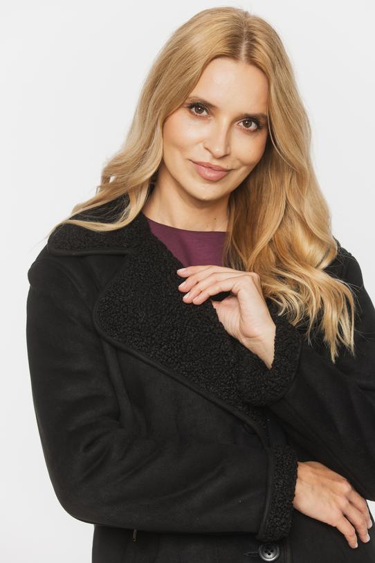 Czarny krótki kożuszek z wykładanym kołnierzem - 4