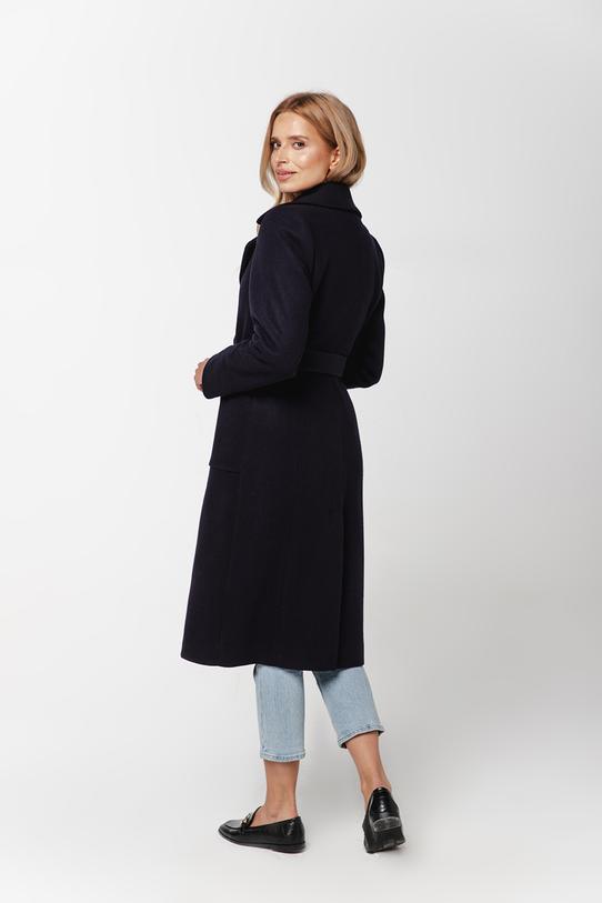 Płaszcz granatowy z paskiem i dużymi kieszeniami - 1