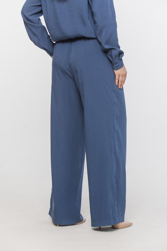 Proste luźne spodnie na lato w kolorze denim - 4