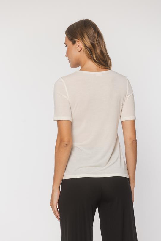 Śmietankowy klasyczny t-shirt z domieszką wełny - 4
