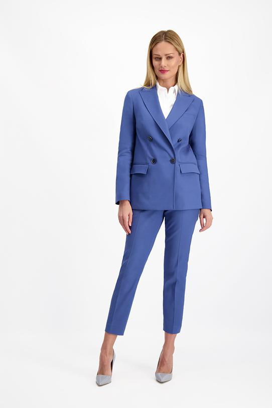 Niebieskie spodnie o ponadczasowym kroju - 2