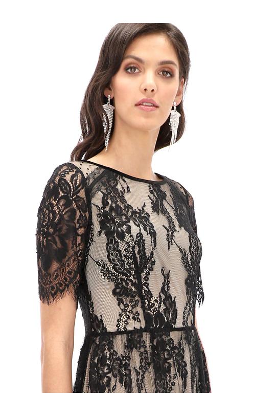 Striking lace dress - 5