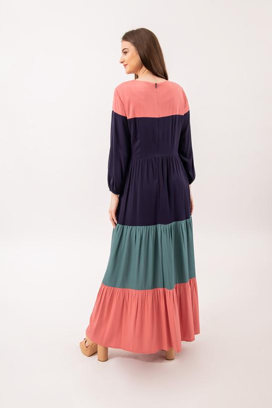 Kolorowa luźna sukienka w stylu boho