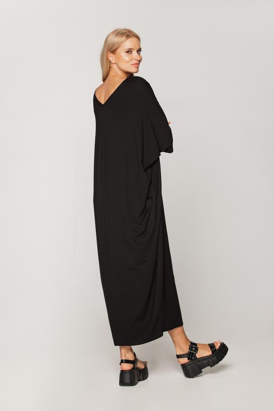 Sukienka w stylu oversize