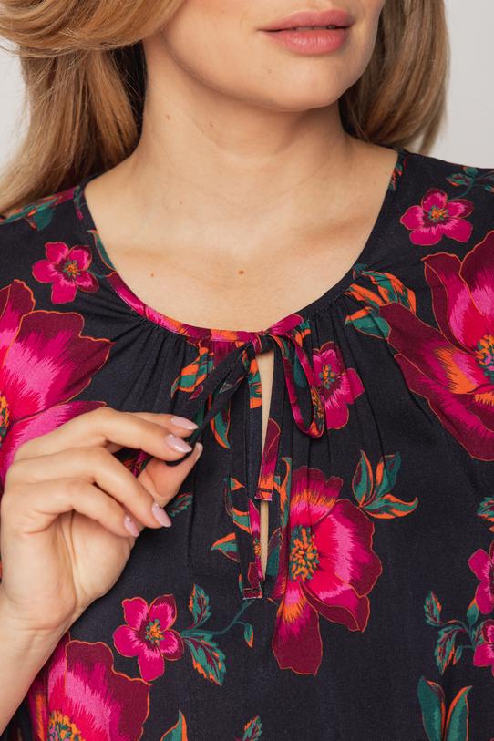Kwiecista sukienka w stylu boho