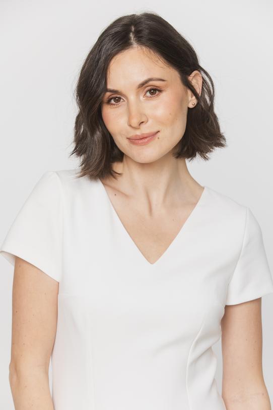 Sukienka z dekoltem V w kolorze ecru - 4