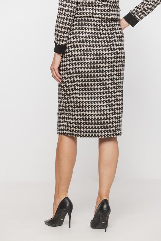 Sweterkowa spódnica za kolano w pepitkę - 3