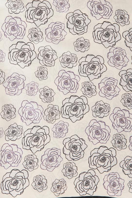 Jasna jedwabna apaszka z motywem kwiatowym - 1