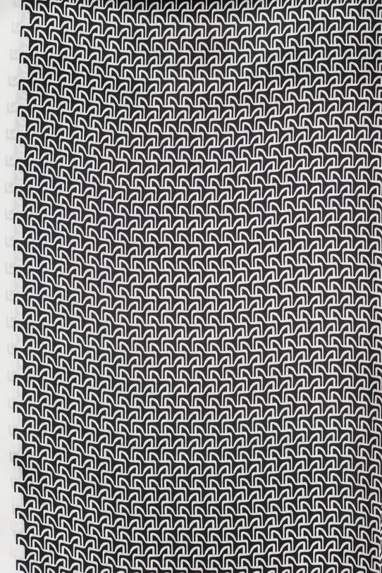 Jedwabny szal w biało-czarny wzór - 1