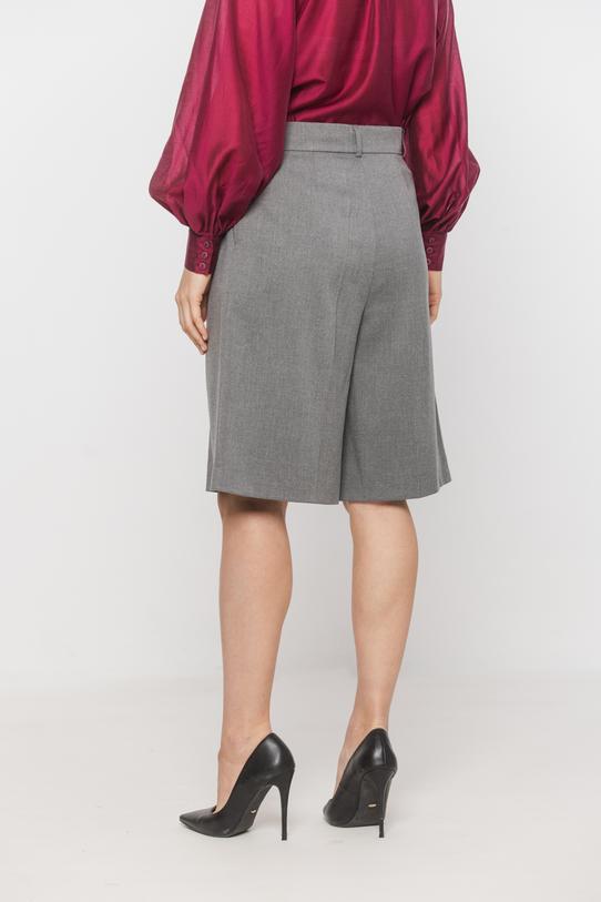 Szare garniturowe szorty z zakładkami w talii - 3