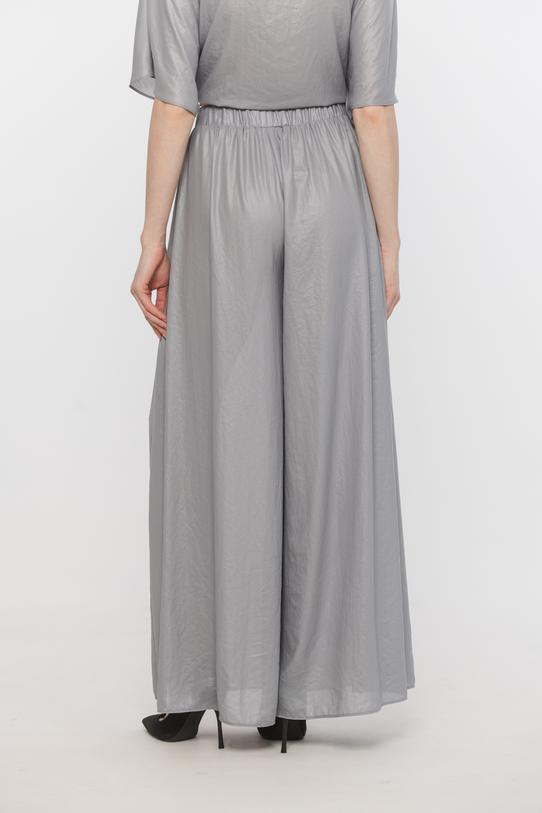 Szare spodnie z delikatnie połyskującej lekkiej tkaniny - 4