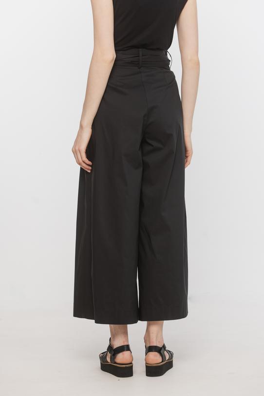 Szerokie czarne spodnie z bawełną o długości 7/8 - 3