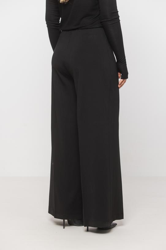 Szerokie czarne spodnie z dzianiny wiskozowej - 3