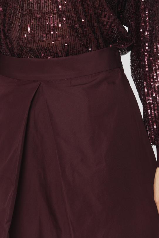 Taftowa spódnica z kontrafałdą w kolorze burgundowym - 4