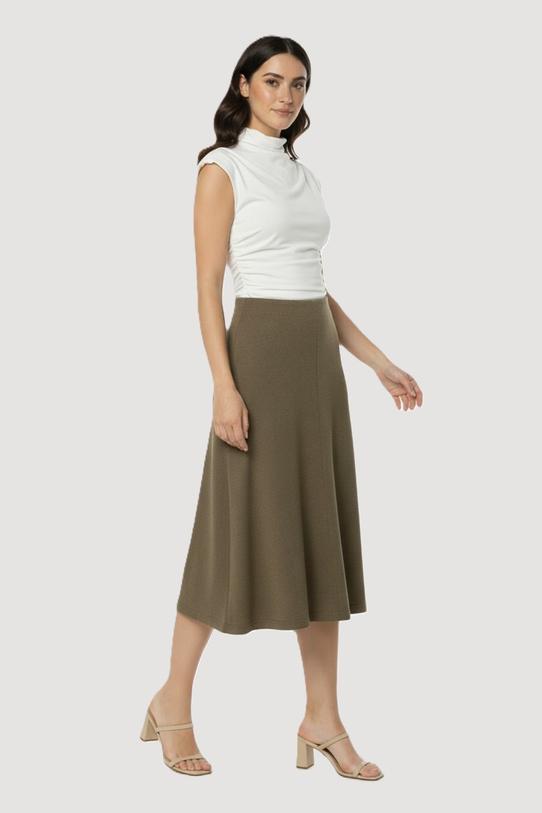 Trapezowa spódnica midi z ciemnozielonej dzianiny - 3