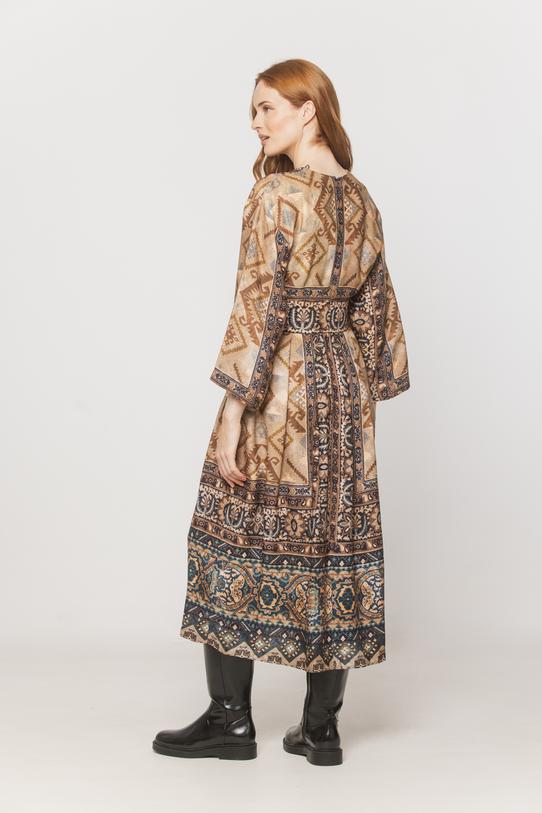 Wiskozowa sukienka boho z zaznaczoną talią - 2