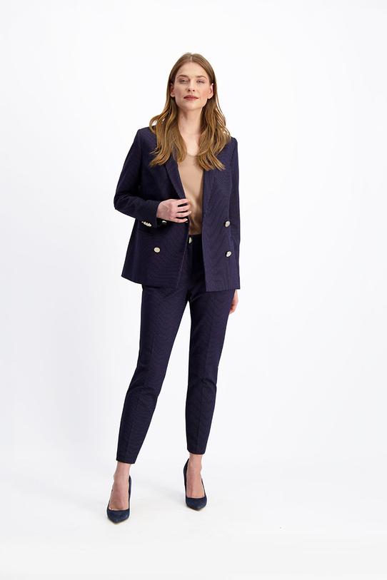 Granatowy żakiet z grubej dzianiny - 4