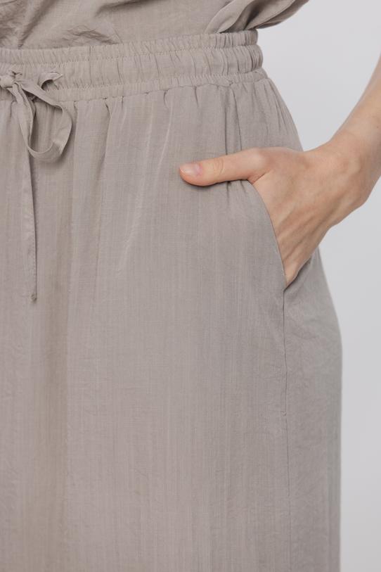 Zwiewna długa spódnica z bocznymi rozcięciami - 4