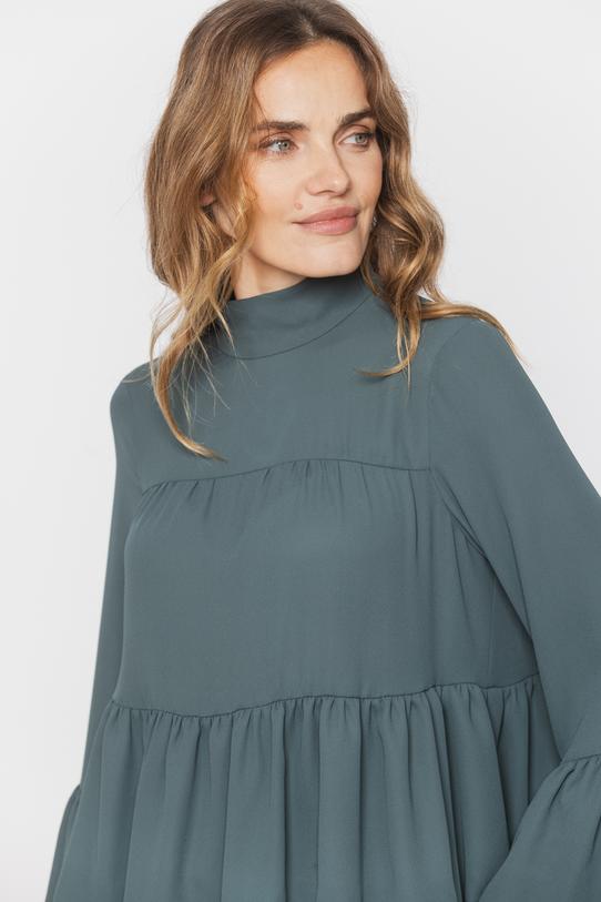 Zwiewna zielona bluzka szyfonowa z ozdobnymi falbanami - 4