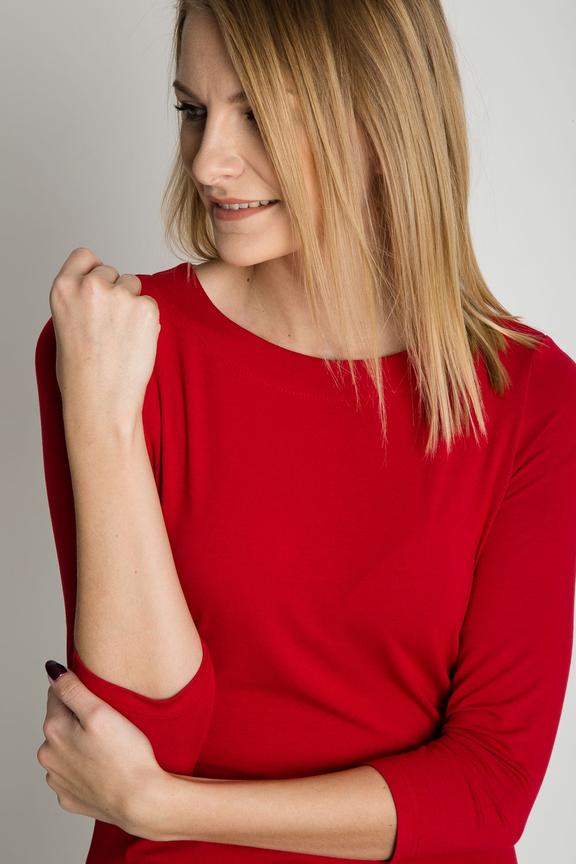 Dzianinowa bluzka z obszyciem na dekolcie