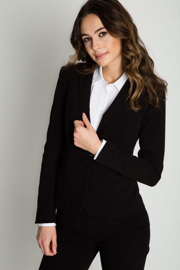 Czarny jednorzędowy żakiet dopasowany w talii
