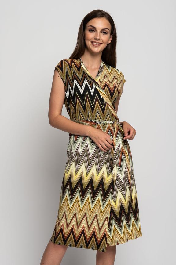 Oryginalna letnia sukienka z paskiem w talii