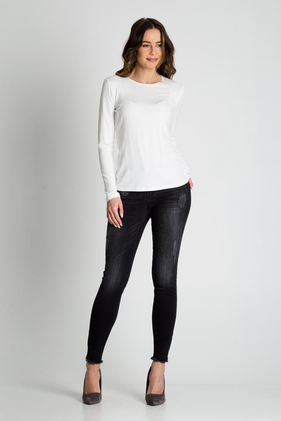 Dopasowana biała bluzka