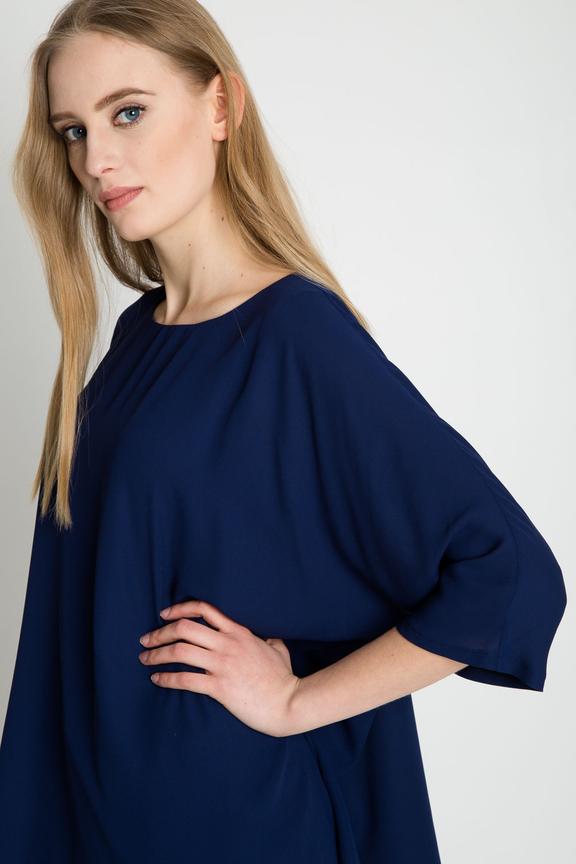 Granatowa luźna bluzka z rękawem 3/4