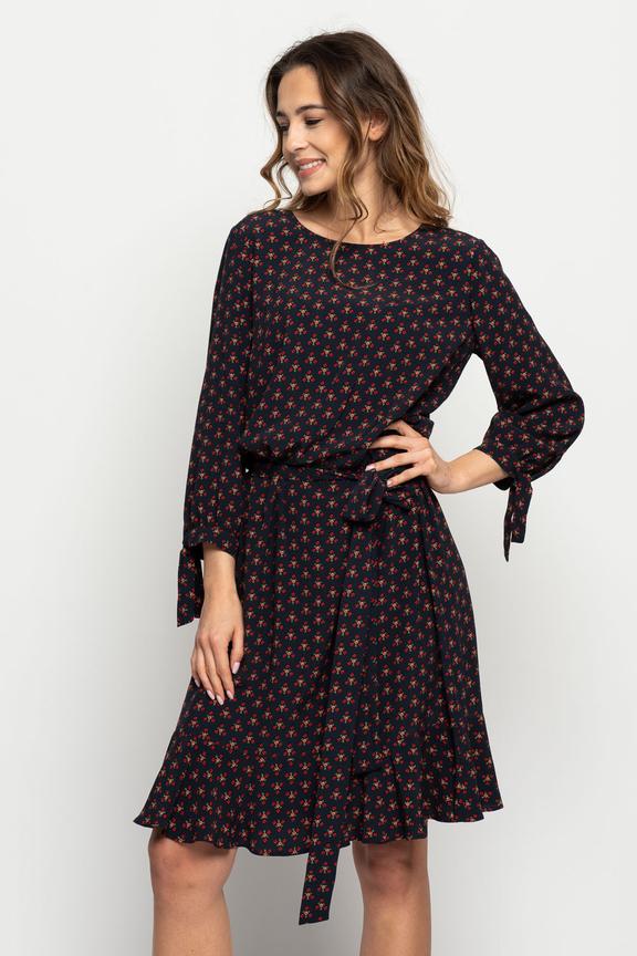 Wiskozowa sukienka z falbaną u dołu