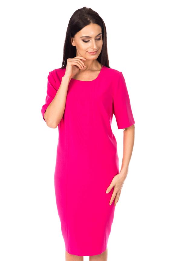 Sukienka w kolorze fuksji